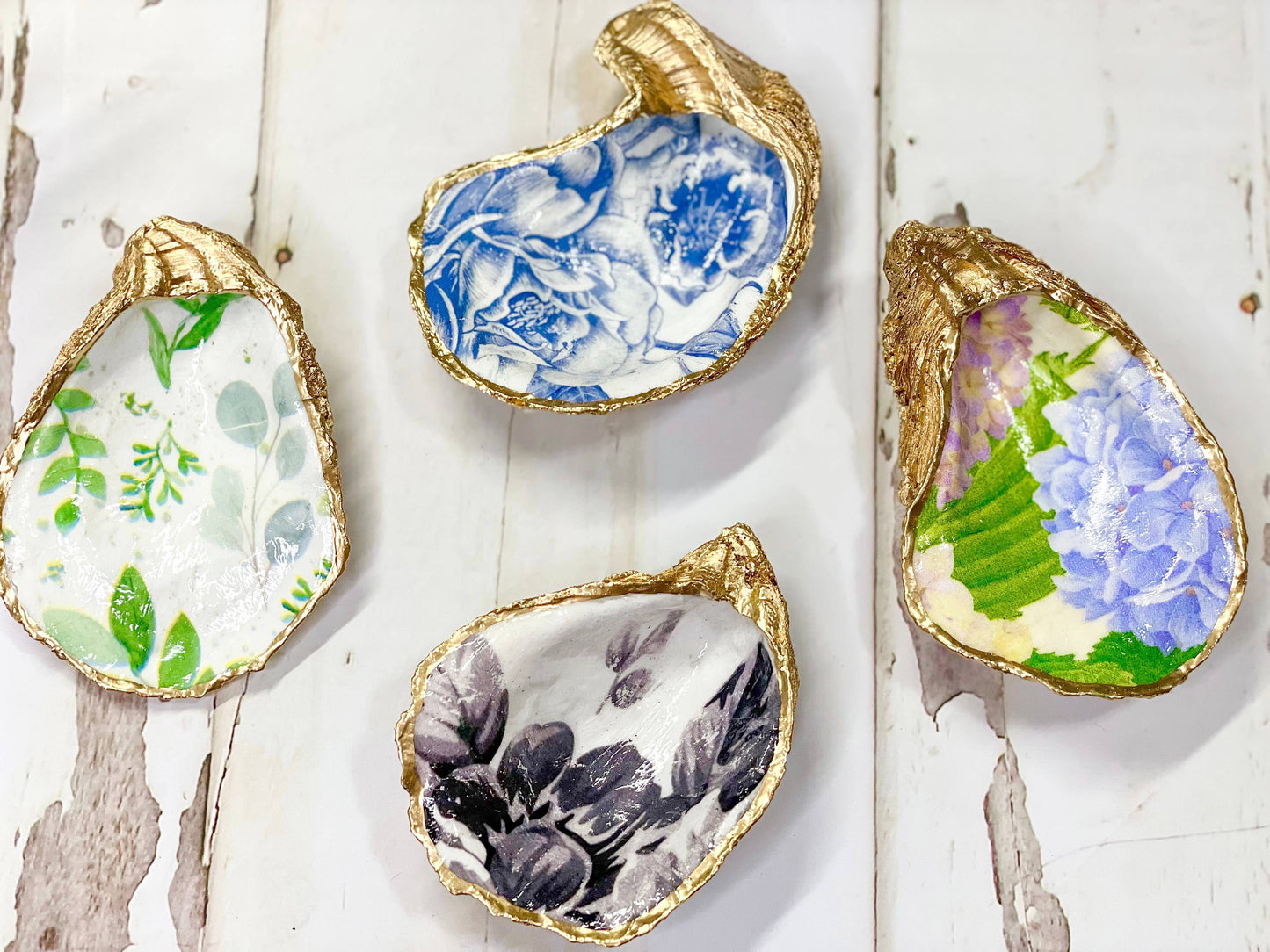Hydrangea Oyster Trinket Dish