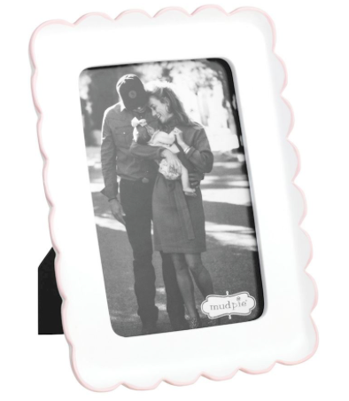 Pink Scalloped Resin Frame