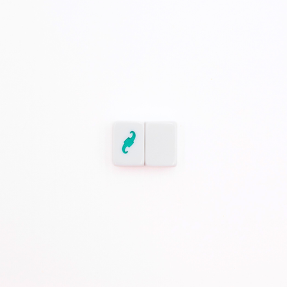 MINI TRAVEL MAHJONG | White