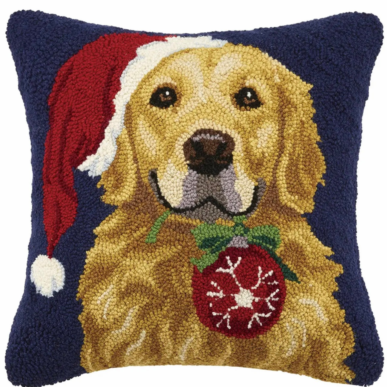 Retriever W/ Ornament Pillow