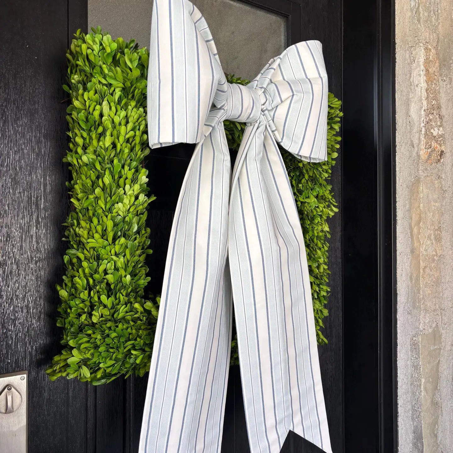 Summer in the Hamptons Bow