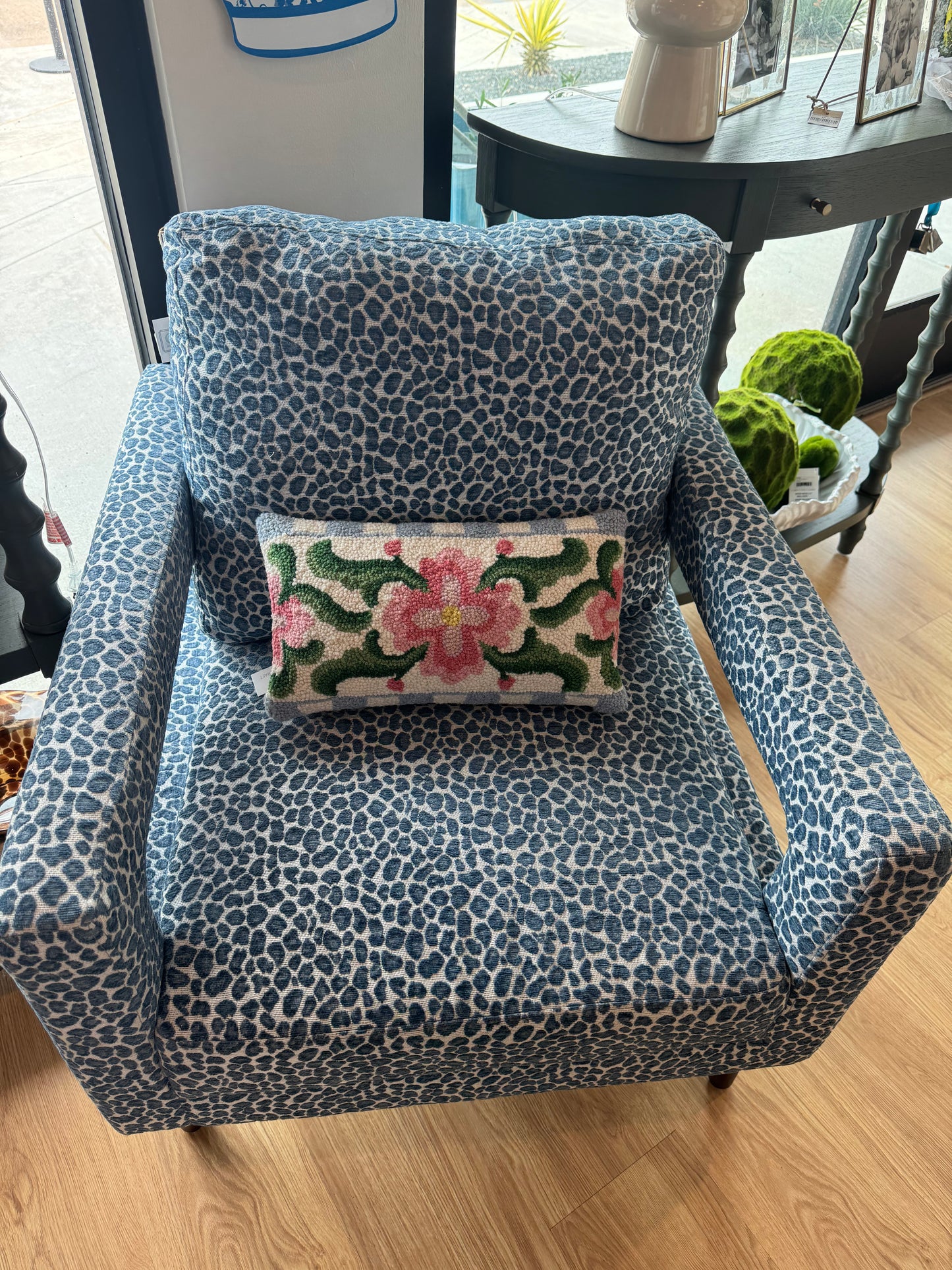Olaf Accent Chair