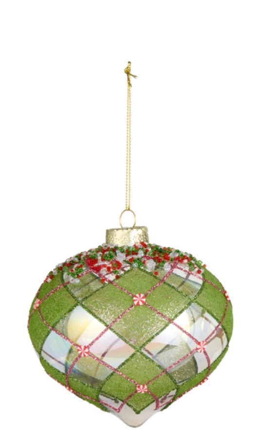 Green Diamond Pattern Ornament 1