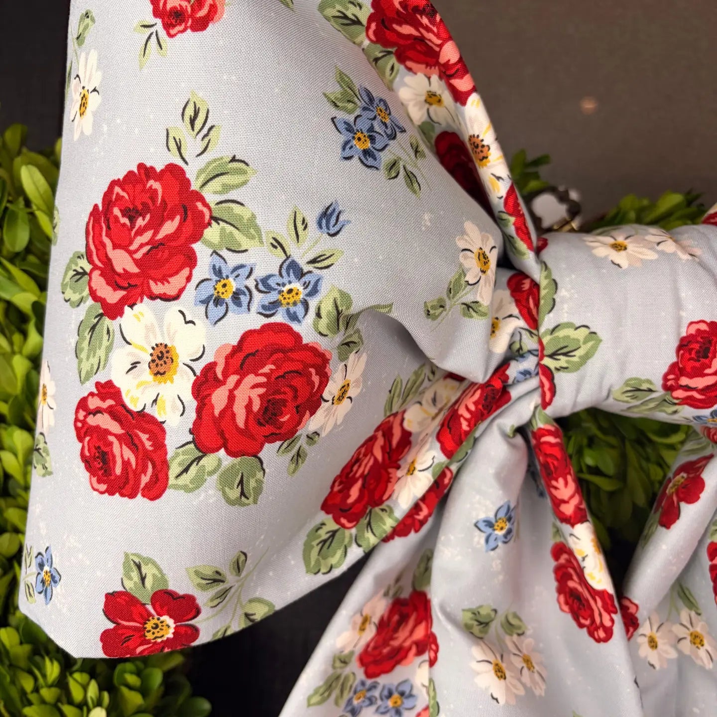 Heritage Rose Garden Bow